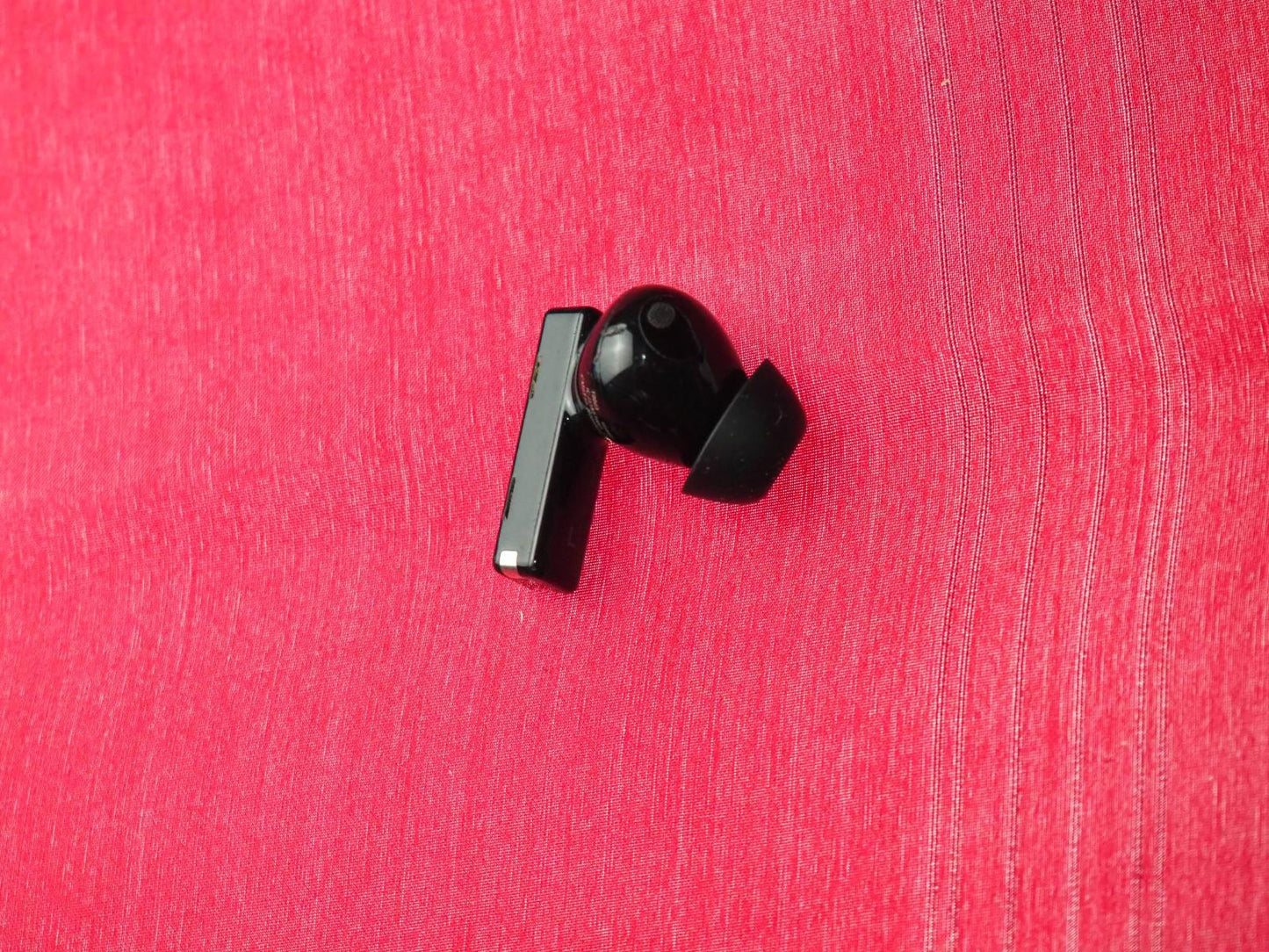 Huawei Freebuds Pro Left Bluetooth Earbud Only & Working