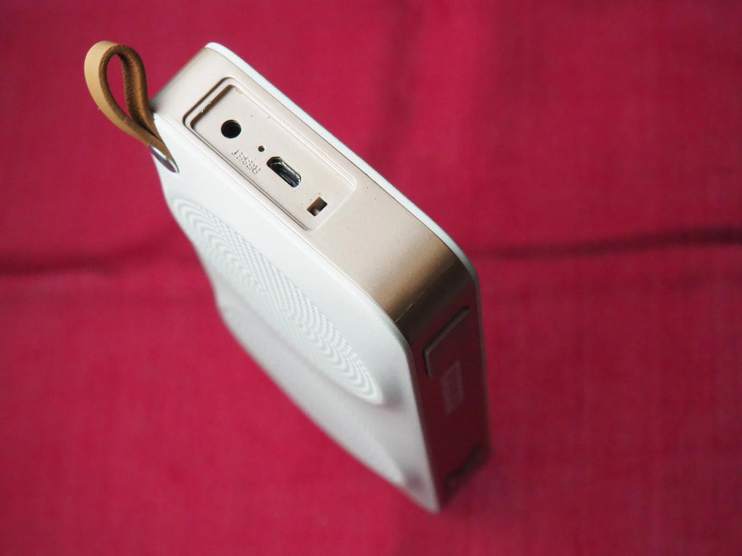 JVC Portable Bluetooth Speaker + NFC & Working