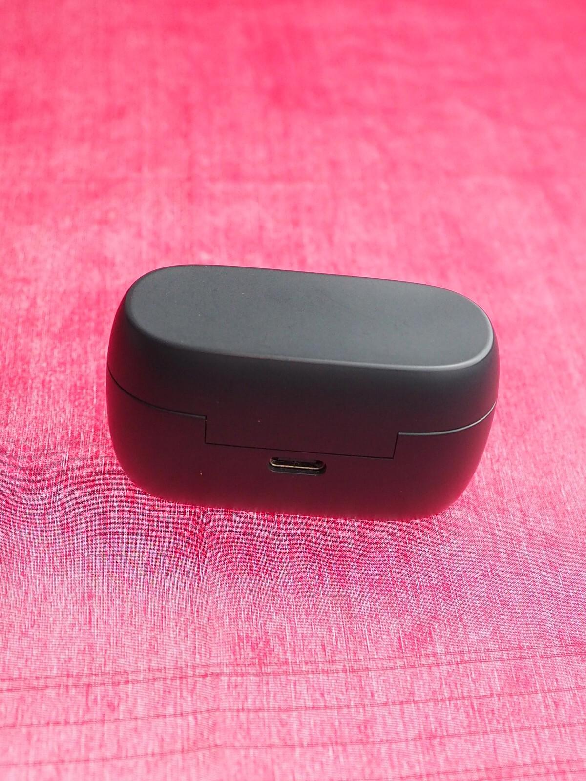 Jabra Elite 4 Case Only & Working