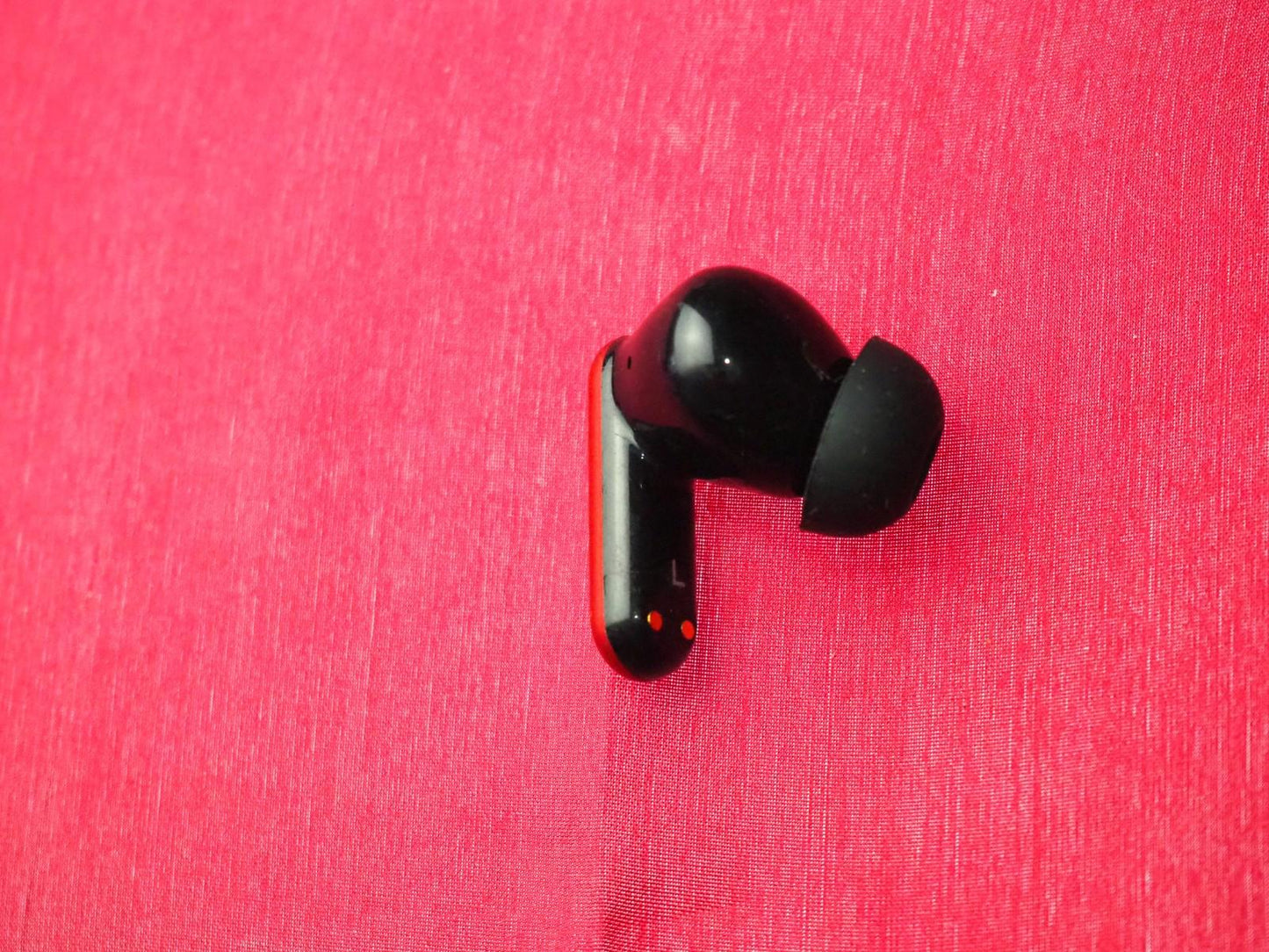 ? 2C66 Left Bluetooth Earbud Only & Untested