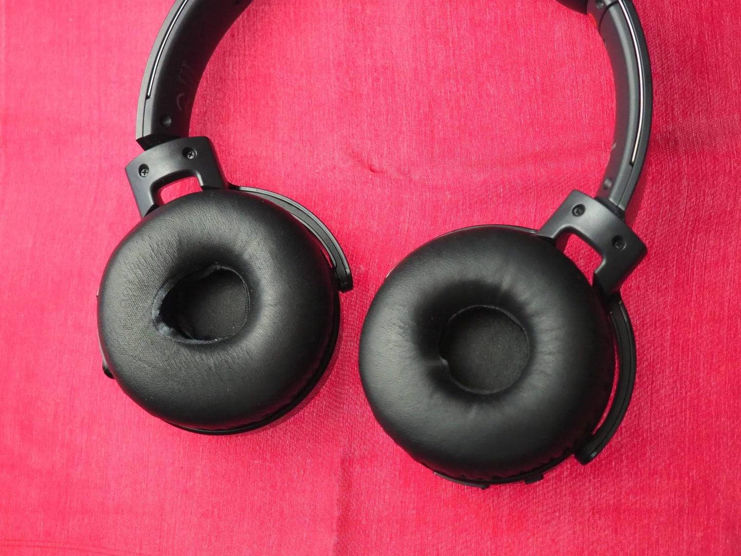 Sony MDR-XB650BT Bluetooth headphones