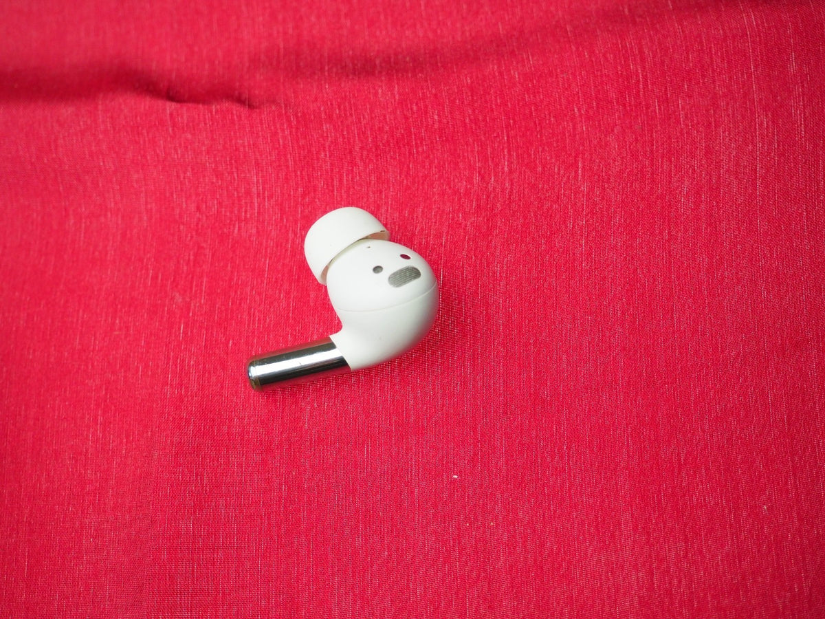 Oneplus Buds Pro Right Bluetooth Earbud Only & Working