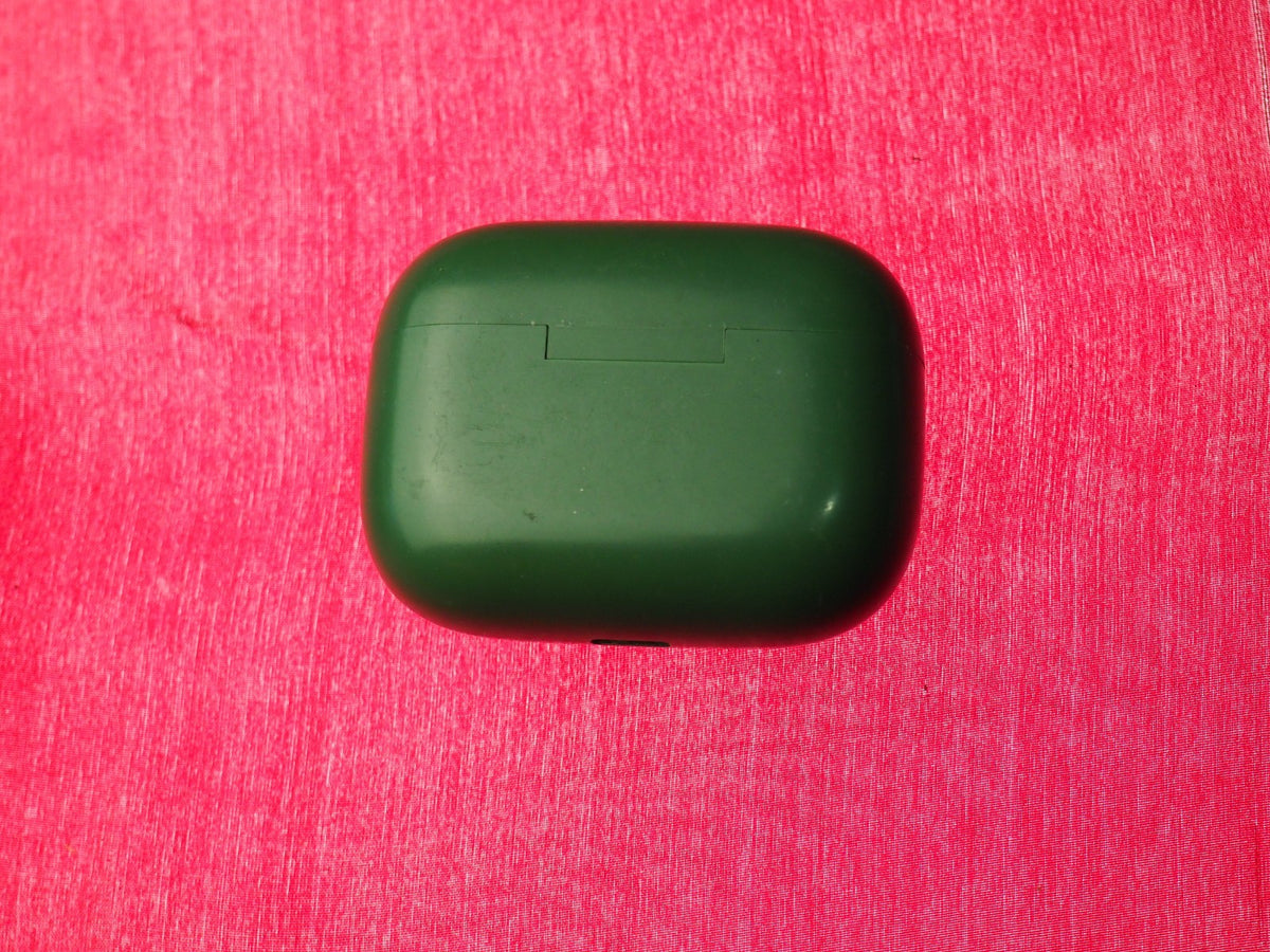 A90 Pro Bluetooth Earbud Case Only & Working