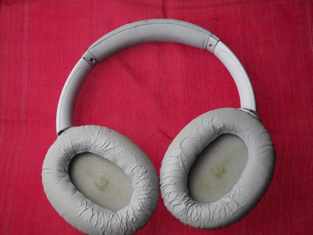 Sony CH710N Bluetooth headphones