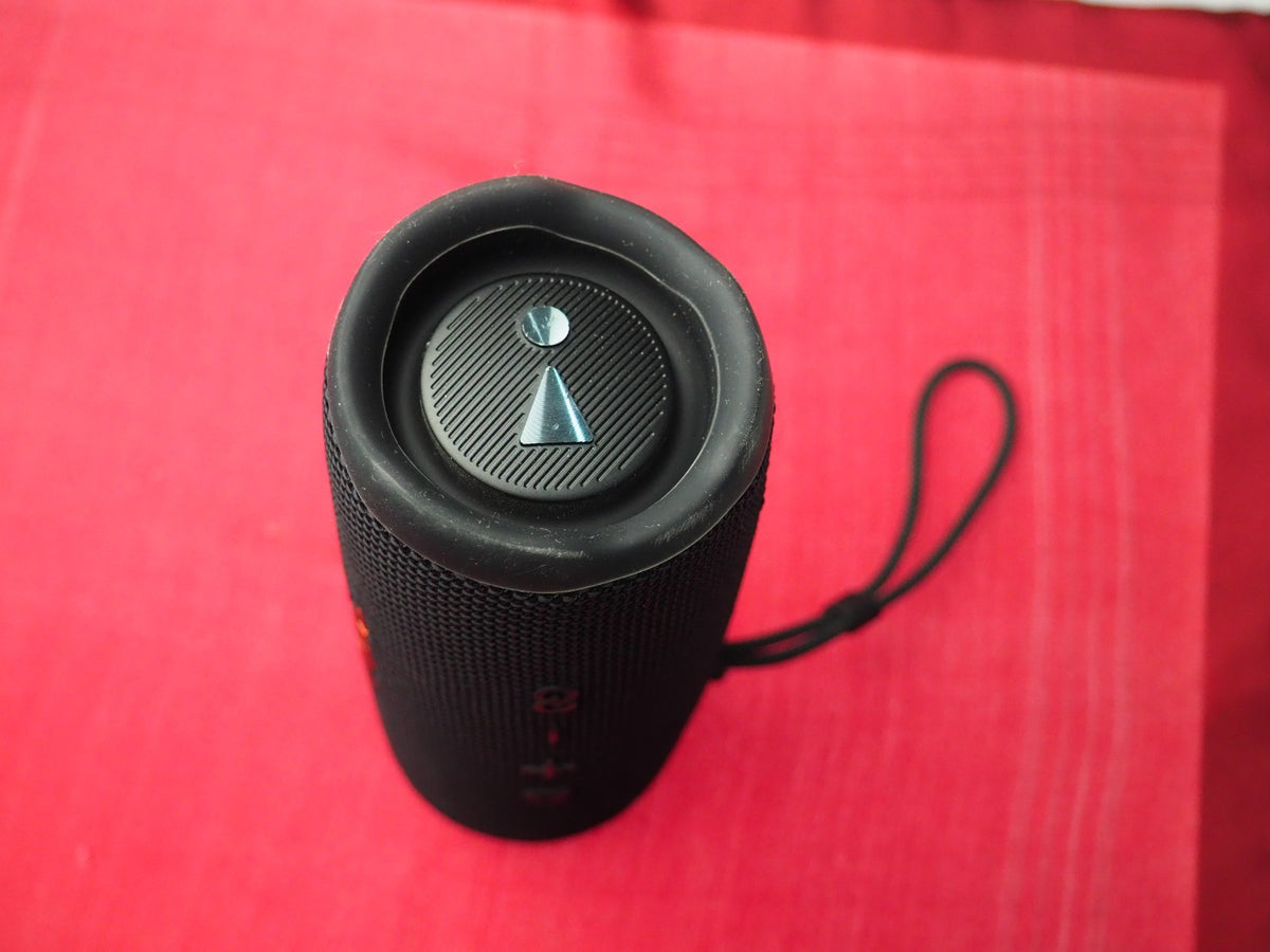 JBL Flip 6 Bluetooth Wireless Speaker & Working