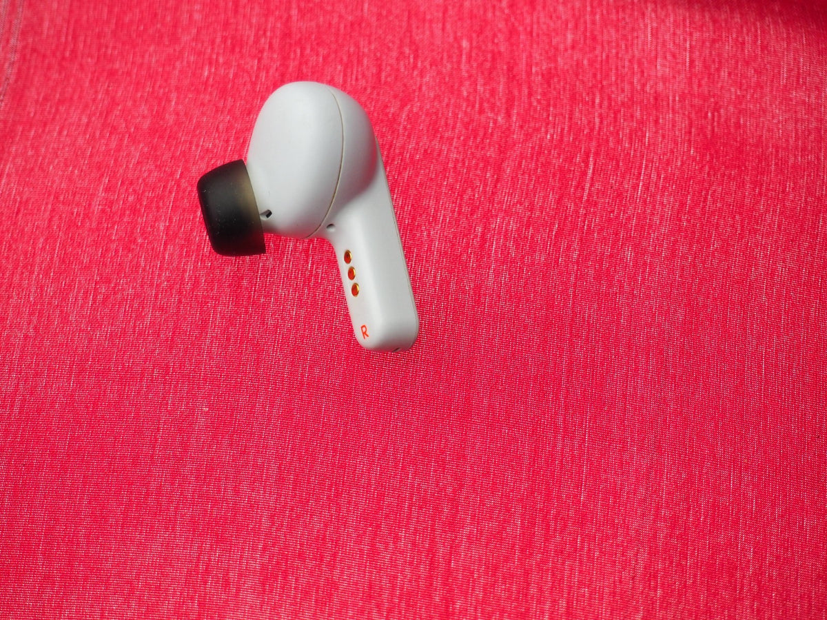 JBL Pro + Right Bluetooth Earbud Only & Working
