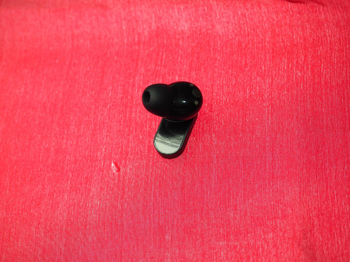 OnePlus Nord Buds Right Earbud Only & Working