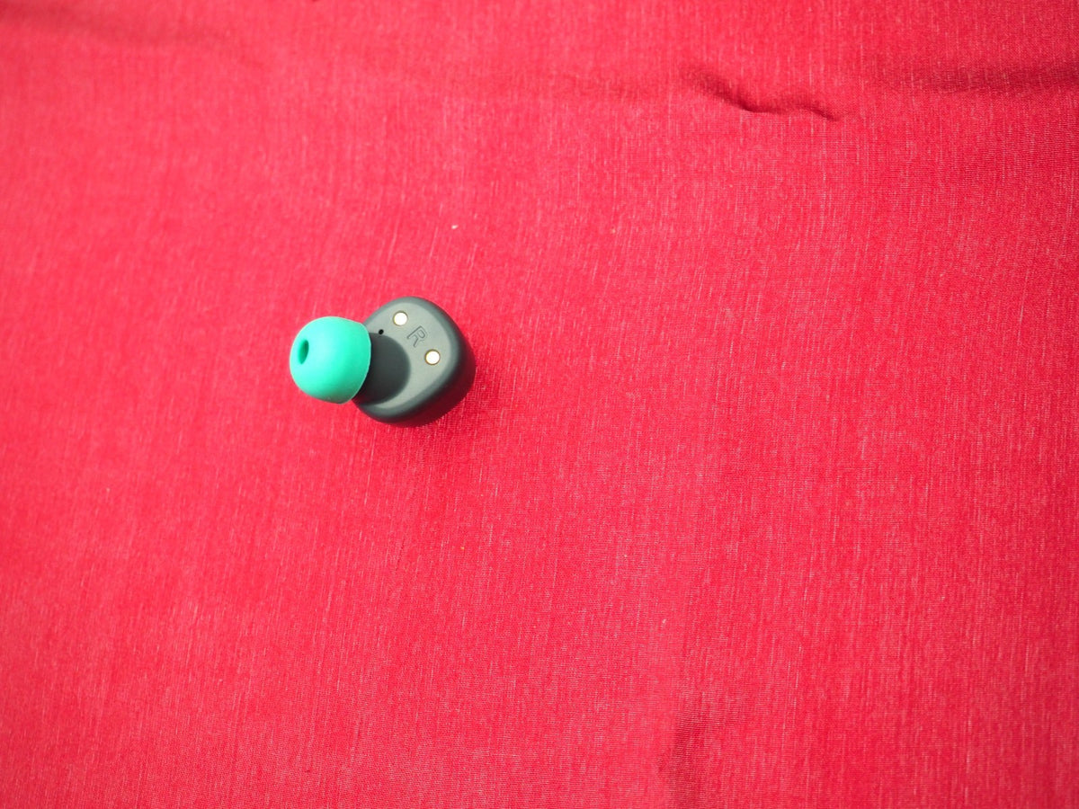 Vinyl By Skullcandy Left Bluetooth Earbud Only & Working
