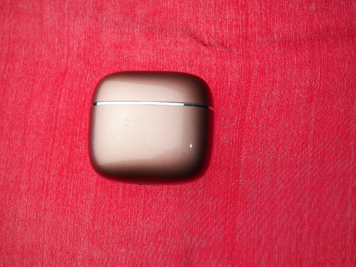 T19 Bluetooth Earbud Case Only & Working