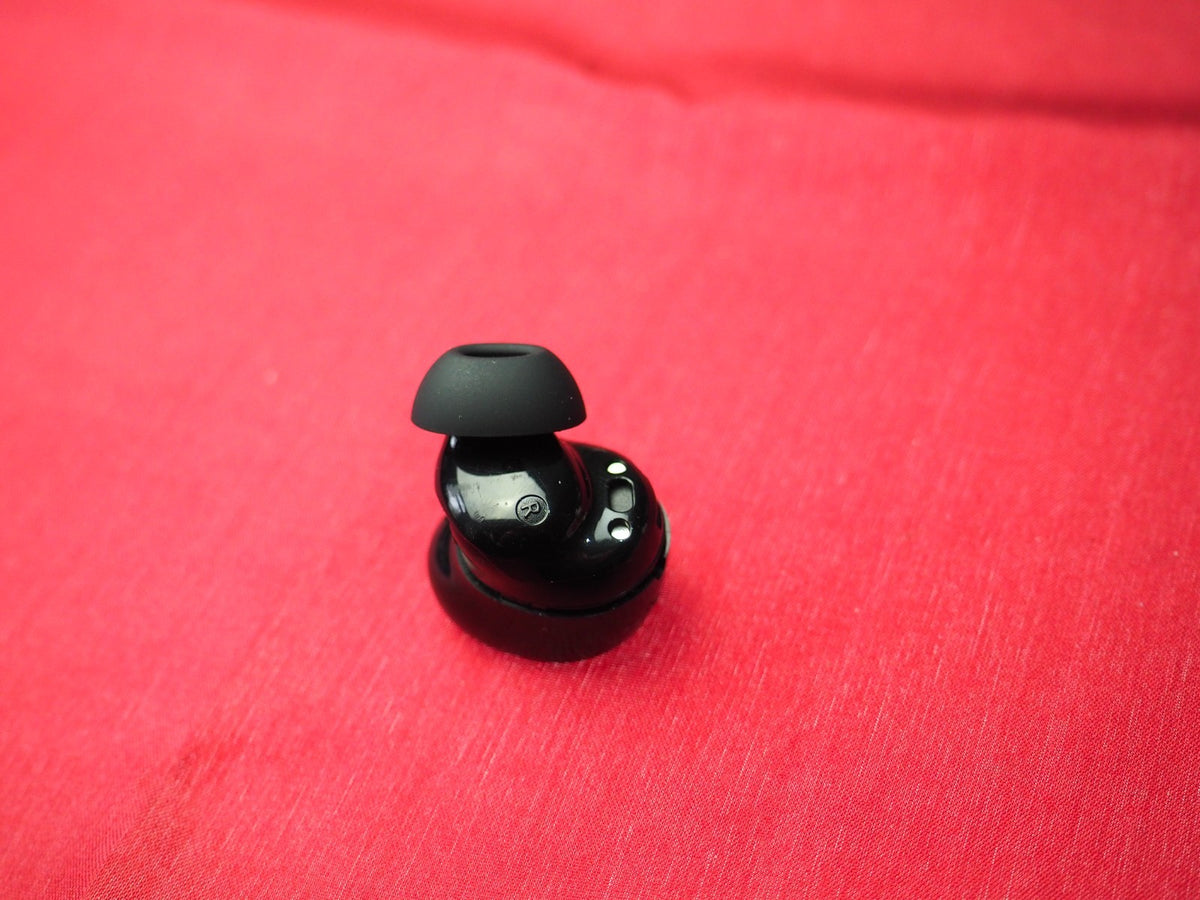 Bose Quietcomfort (new Model) Right Earbud Only & Working