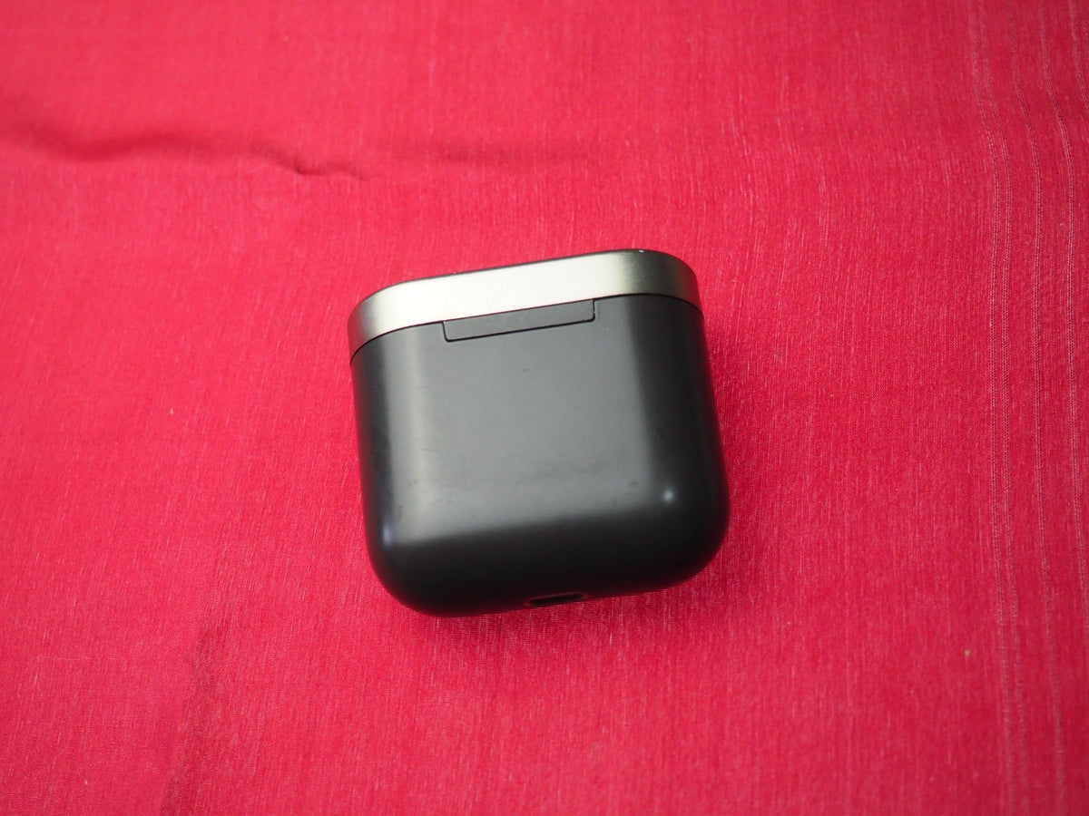 Bowers & Wilkins PI5 Case Only & Working