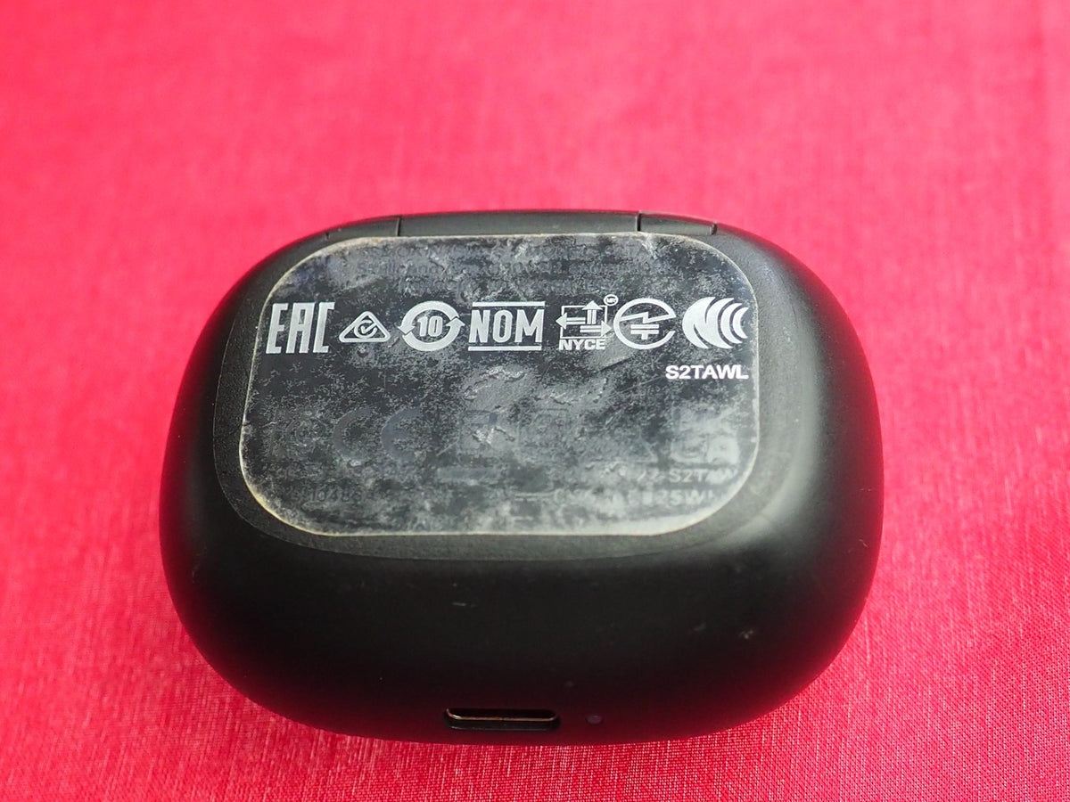 Skullcandy Smokin Buds Case Only & Not Fully Working