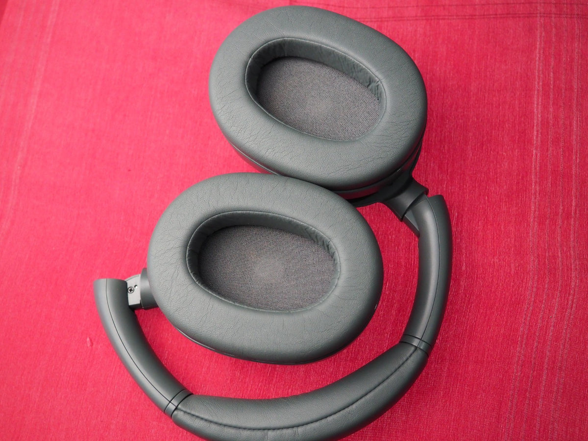 Sony ULT YY2961 Bluetooth Headphones NO POWER