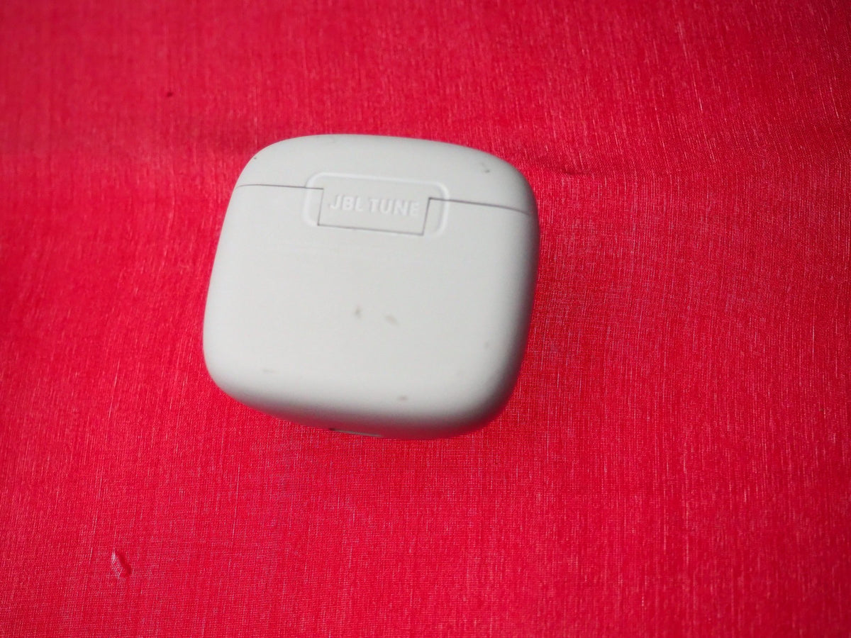 JBL Tune Flex Case Only & Working