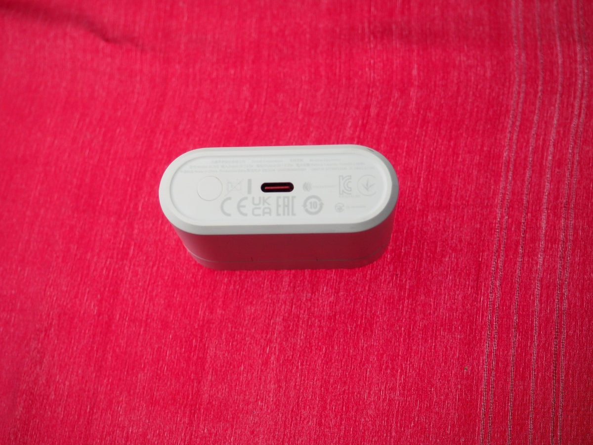 1MORE PistonBuds Pro Q30 Case Only & Working
