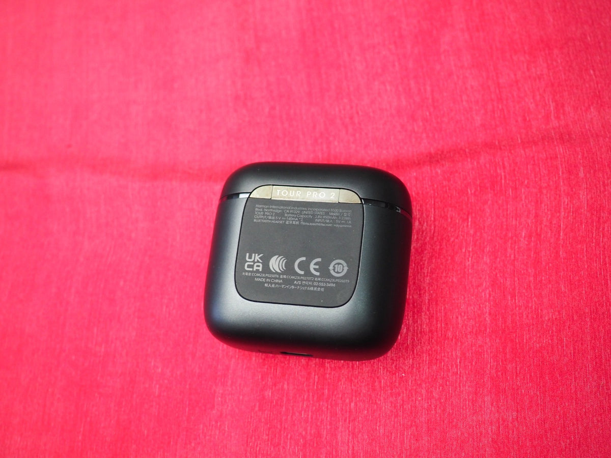 JBL Tour Pro 2 Charging Case Only & Factory Locked Demo Mode EX DISPLAY