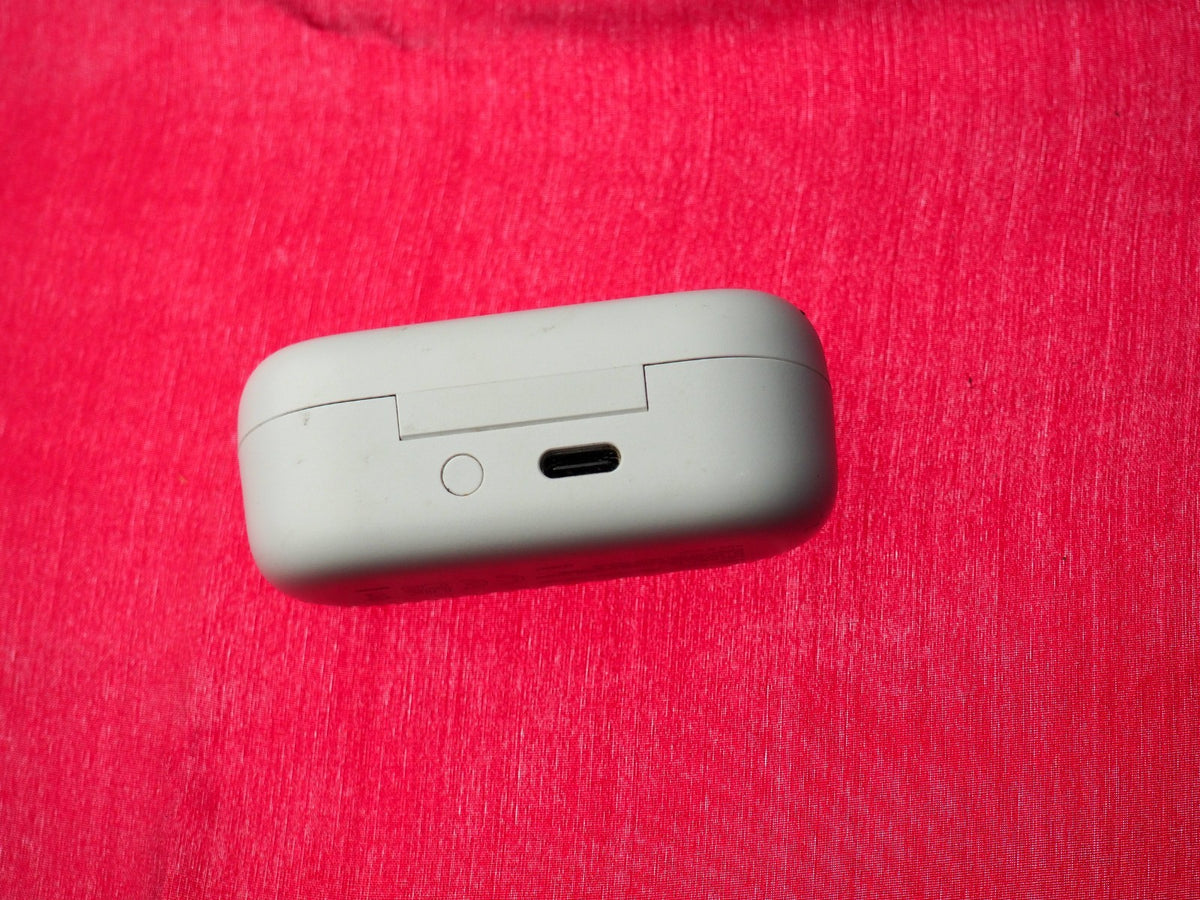 Sony WF-C510 Bluetooth Earbud Case Only & Working