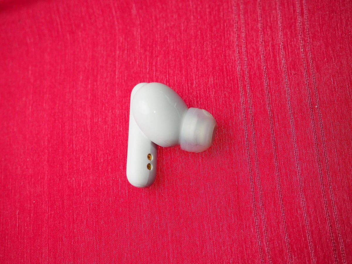 Skullcandy Smokin Buds Left Bluetooth Earbud Only & Working