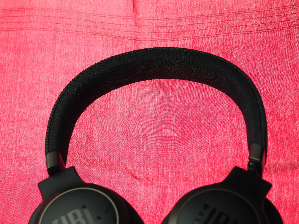 JBL Live 650BT Bluetooth Headphones