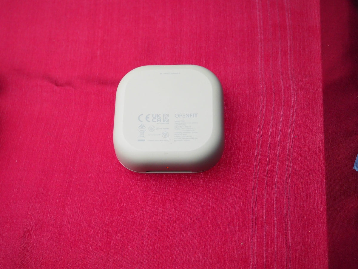 Shokz T910 Case Only & Working
