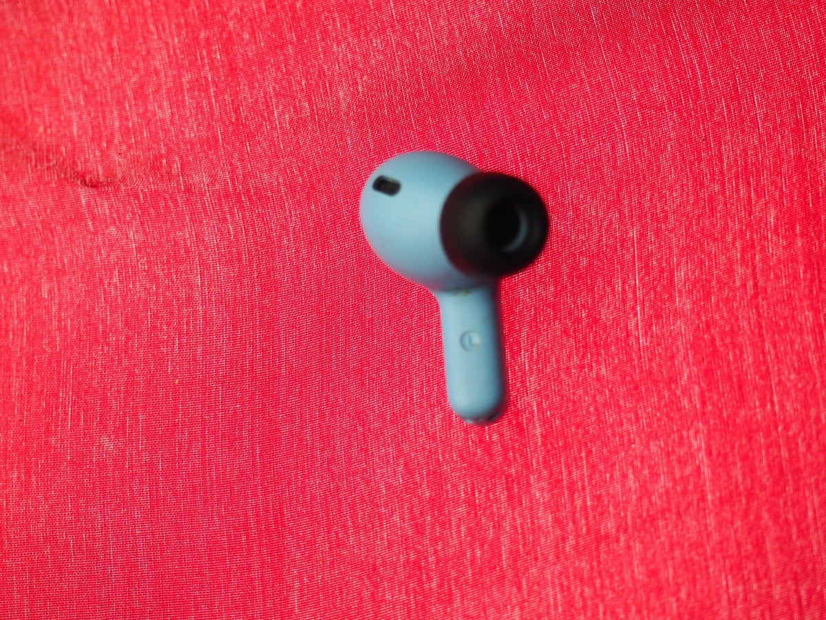 JBL Vibe Left Bluetooth Earbud Only & Working
