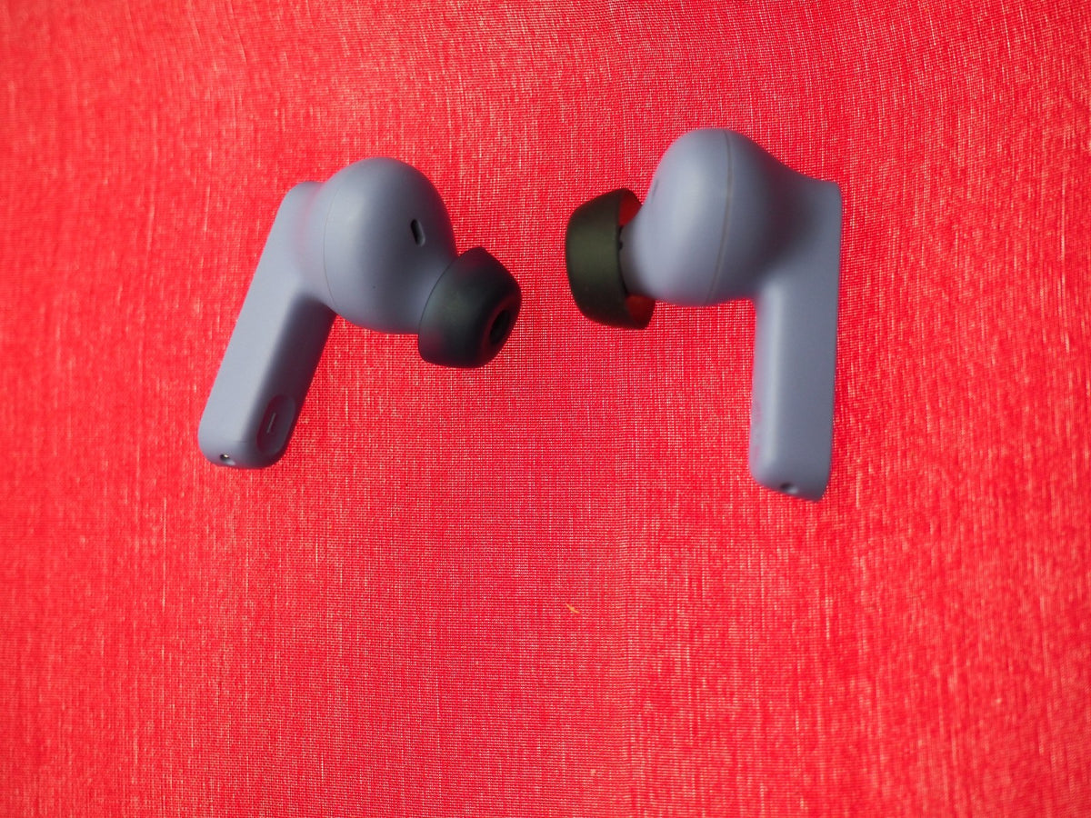 JBL Tune Beam Left & Right Bluetooth Earbuds Only & Working