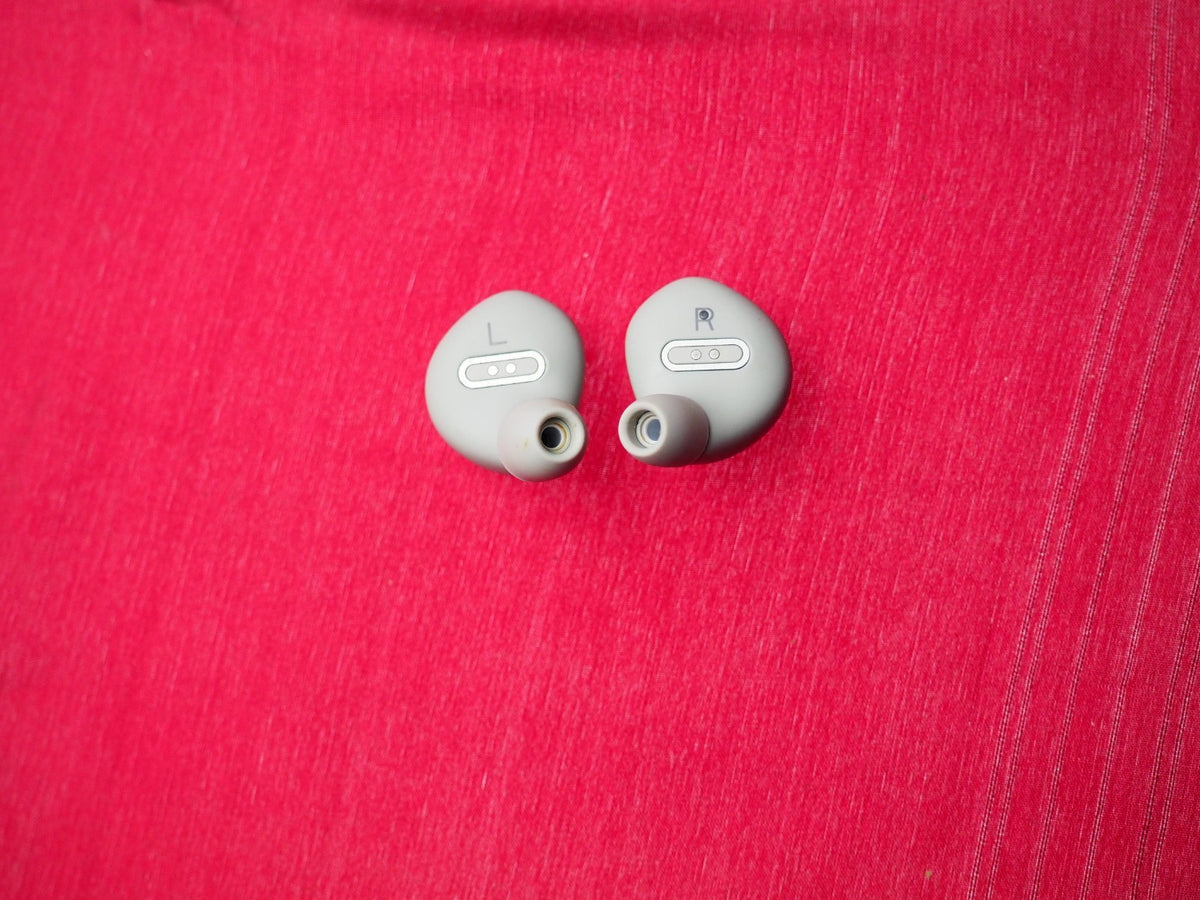 Bang & Olufsen Beoplay E8 2.0 Left Right Bluetooth Earbuds Only & NO SOUND LEFT