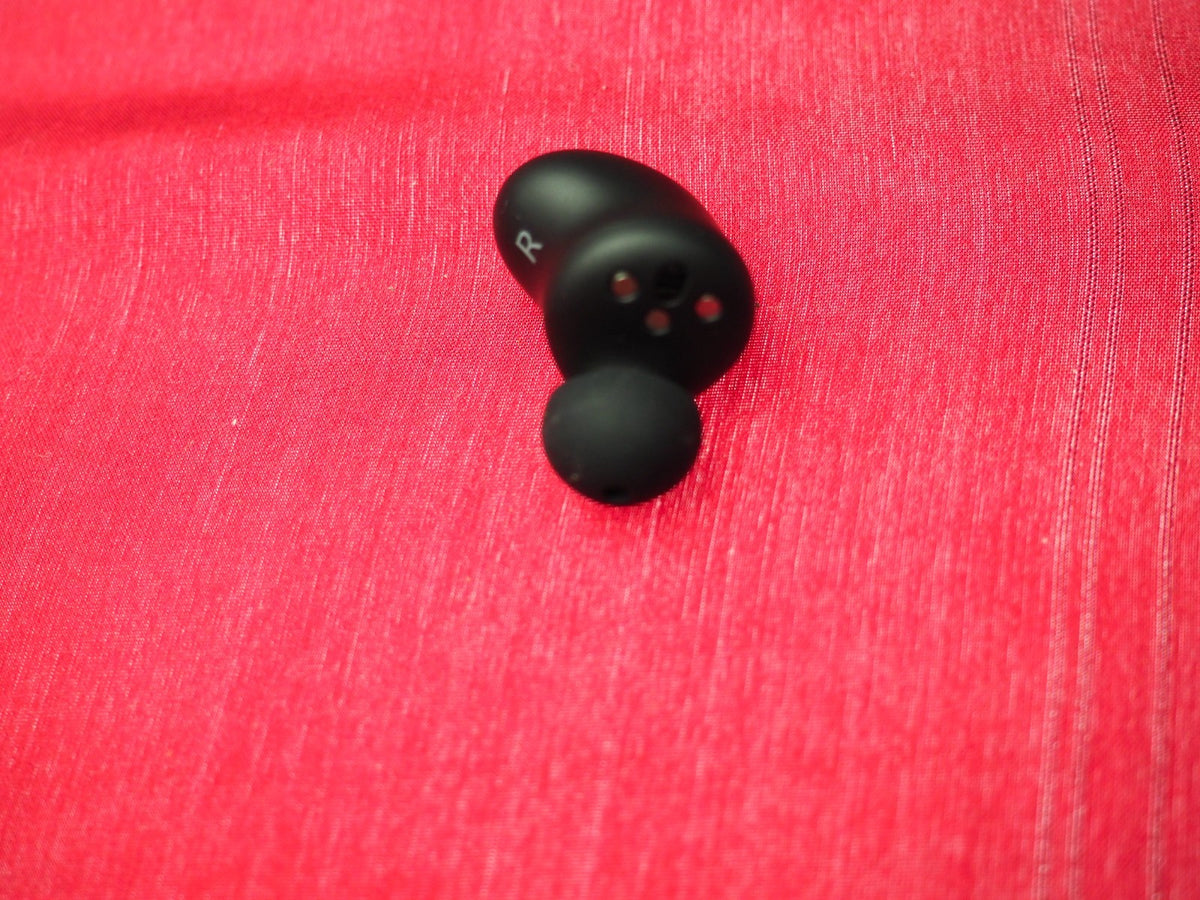 1more Color Buds Right Bluetooth Earbud Only & Working
