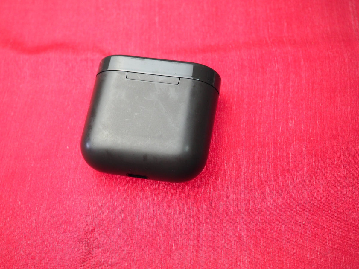 Bowers & Wilkins PI7 Case Only & Working