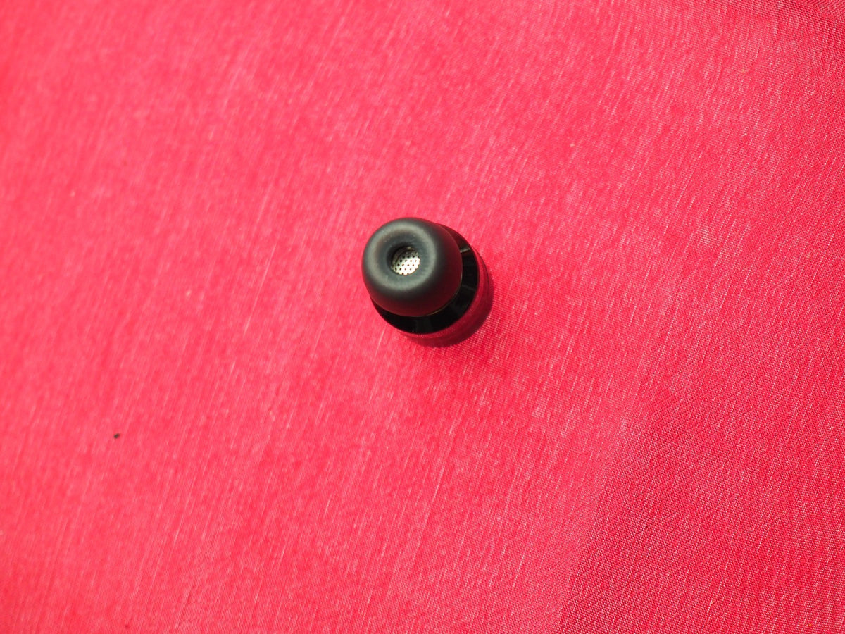 Motorola ? Right Bluetooth Earbud Only & Untested