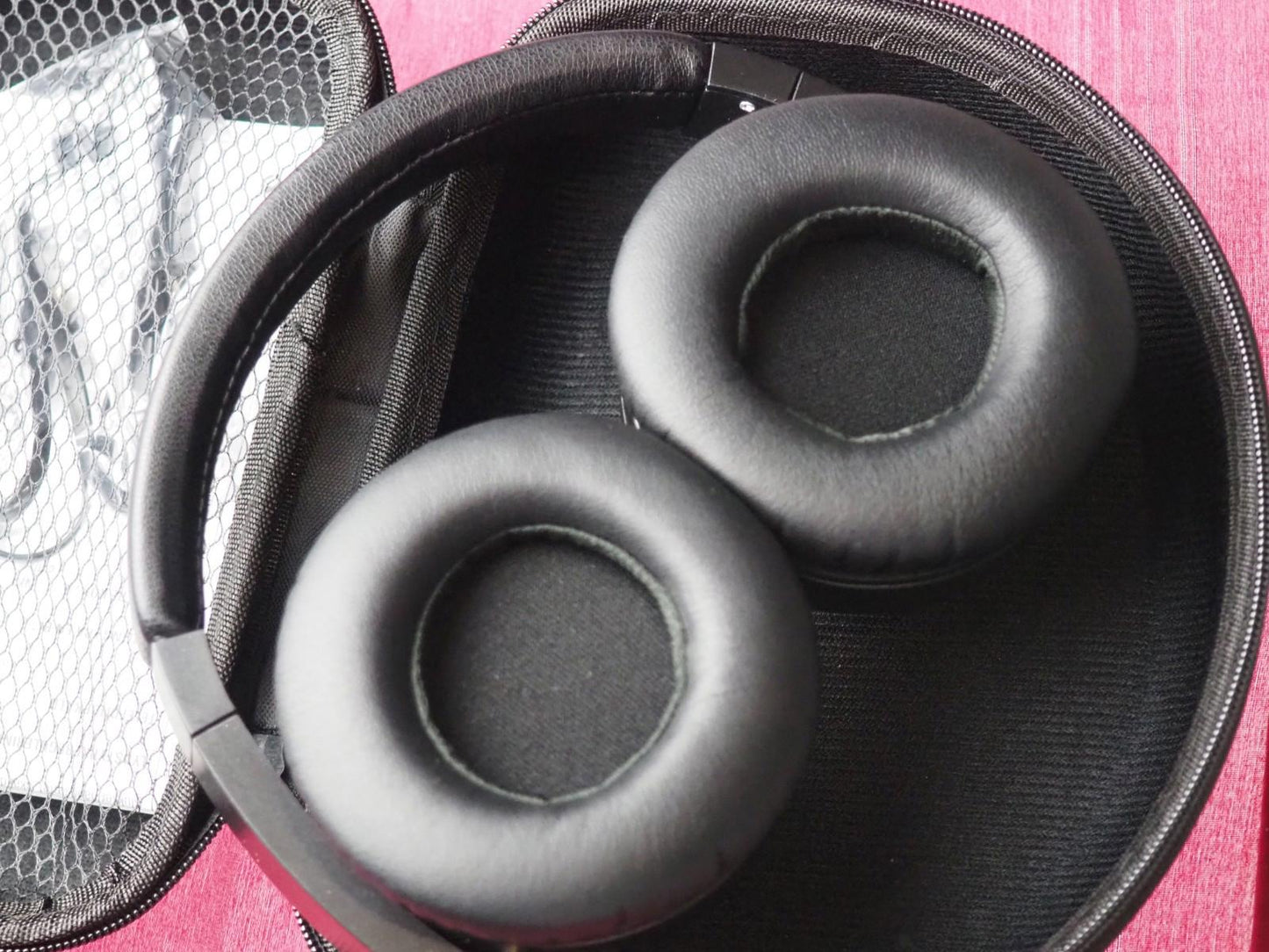 Aircoustic 38896 Bluetooth headphones