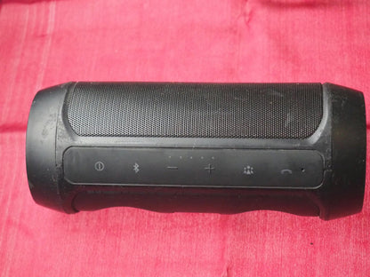 JBL Charge 2+ Portable Bluetooth Speaker & Working
