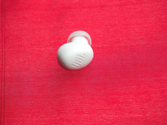 JBL Wave Buds 2 Right Bluetooth earbud Only & Working
