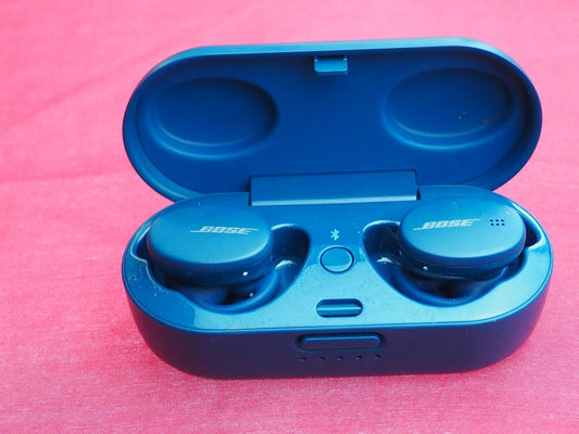 Bose Sport Bluetooth Earbuds & Working(buds wont charge properly)