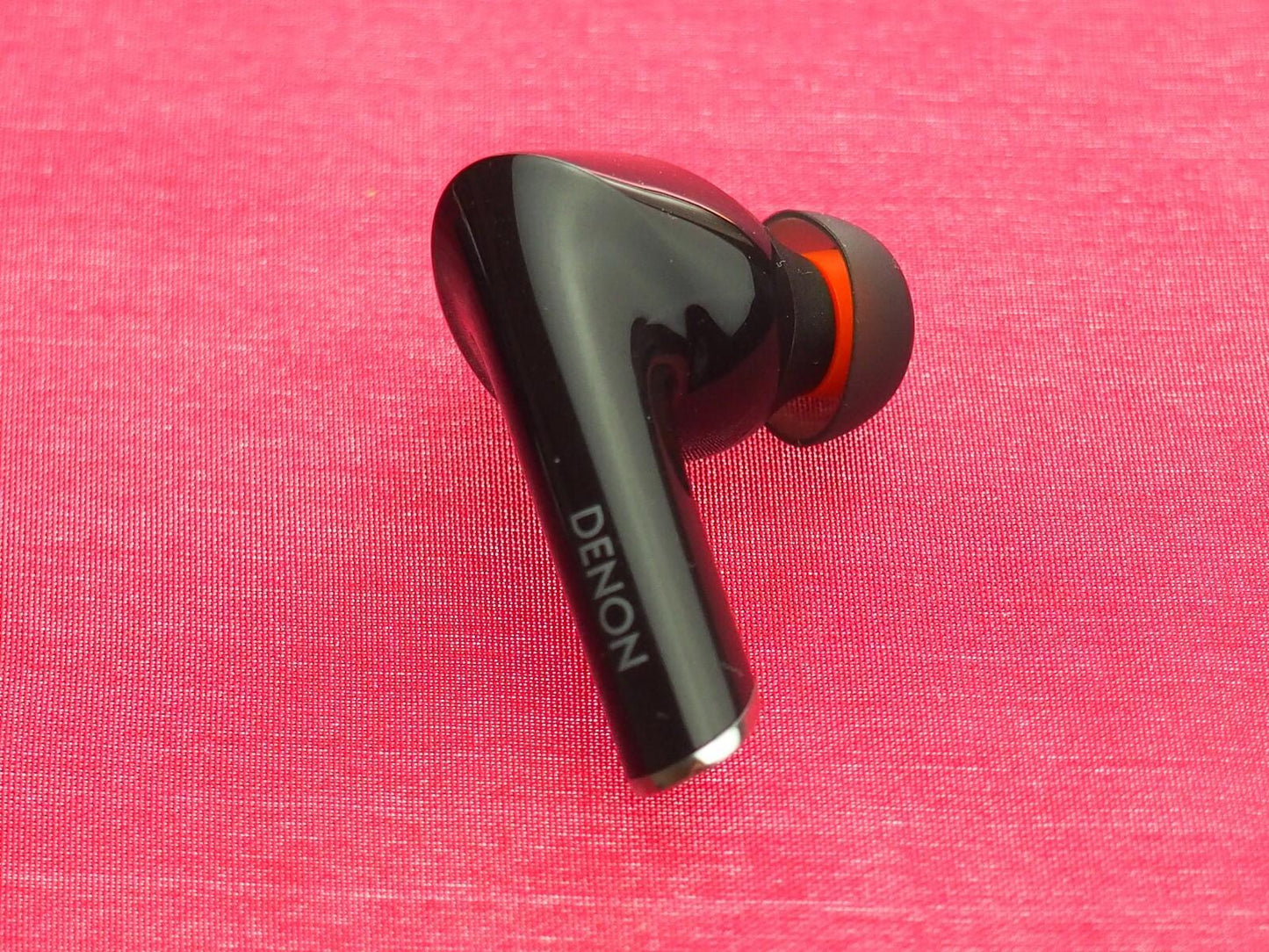 Denon AH-C830NCW  Right Bluetooth Earbud Only & Working