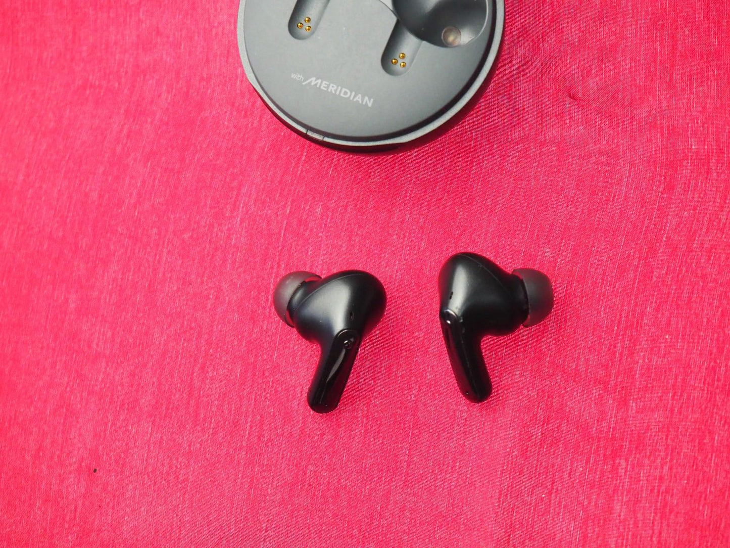 LG TONE Bluetooth Earbuds