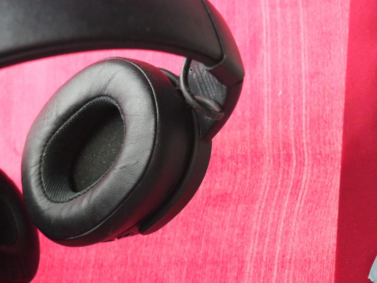 Skullcandy Crusher  Bluetooth headphones
