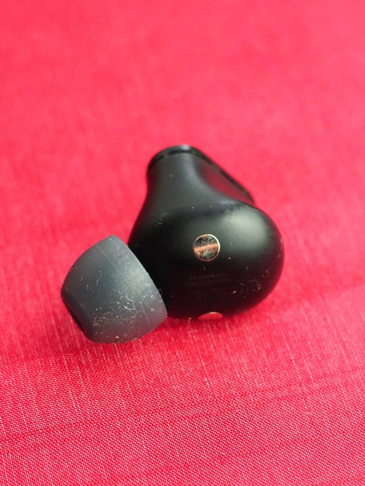Beats Studio Buds  Left Bud Only  & Working