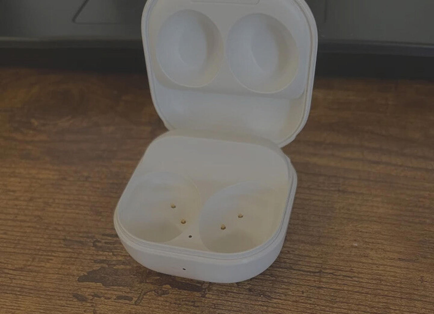 Samsung Galaxy Buds 2 CASE  ONLY & WORKING Bluetooth  Earbuds