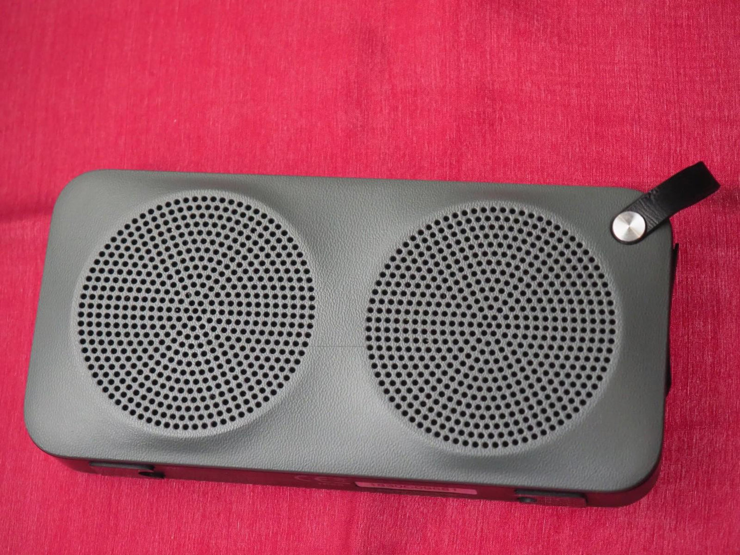 JVC + NFC Portable Bluetooth Speaker & Working