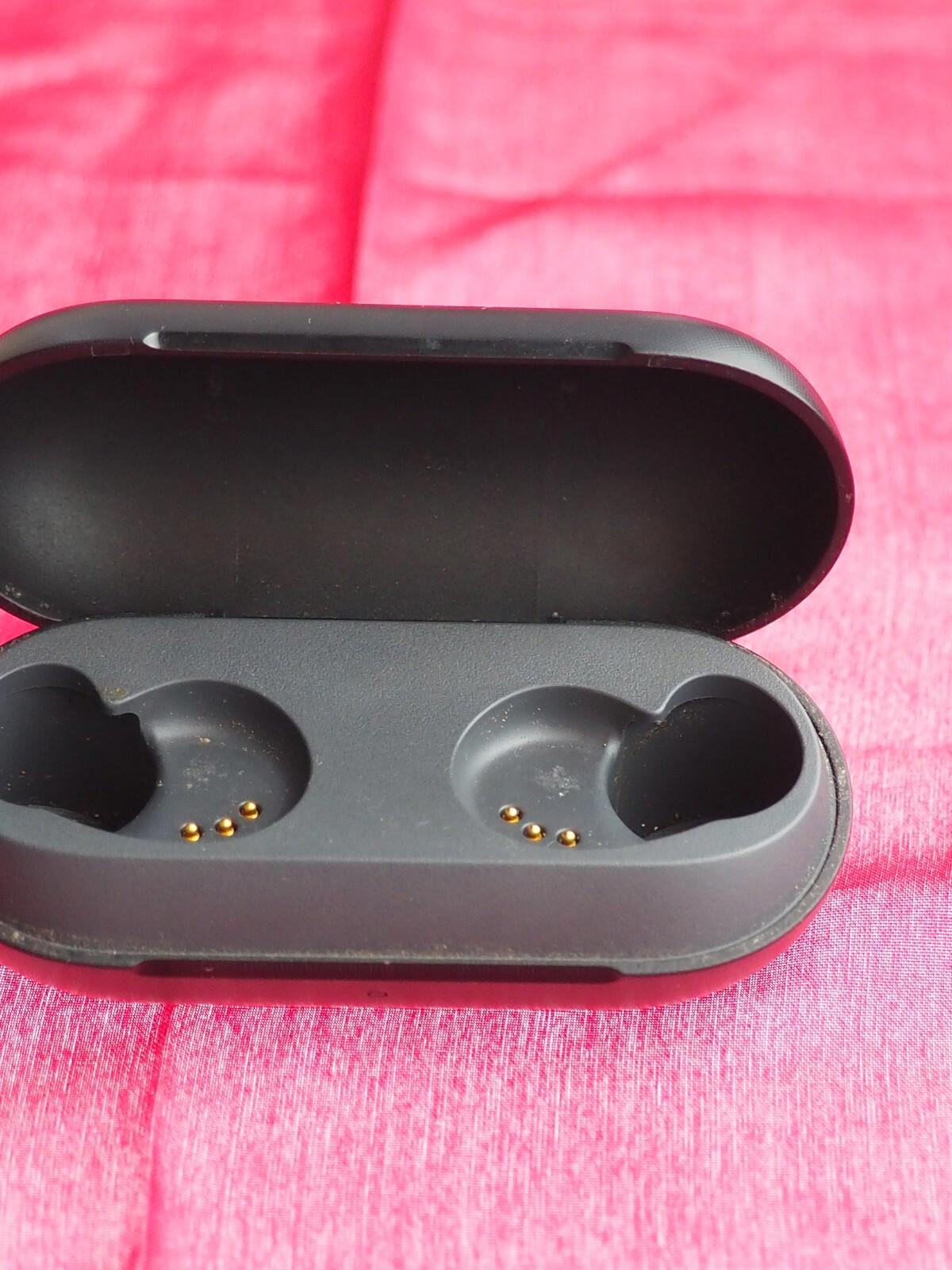 Sony WF-C700 CASE ONLY & WORKING Bluetooth Earbuds