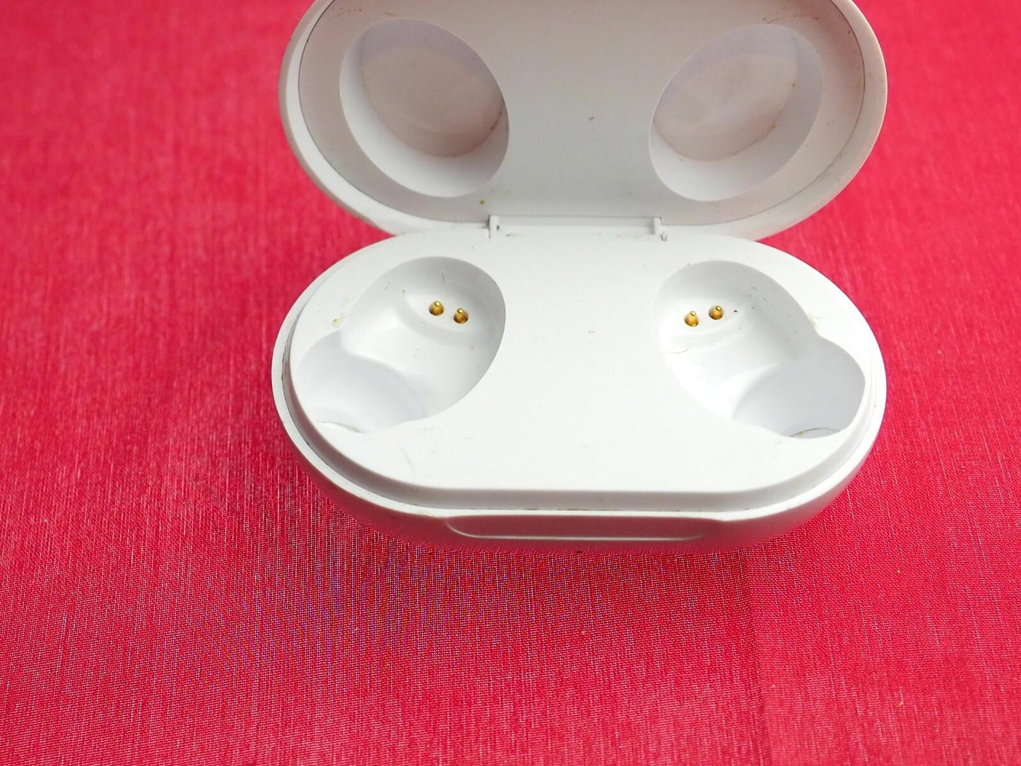 Oppo Enco W11  Earbuds Case Only & Working