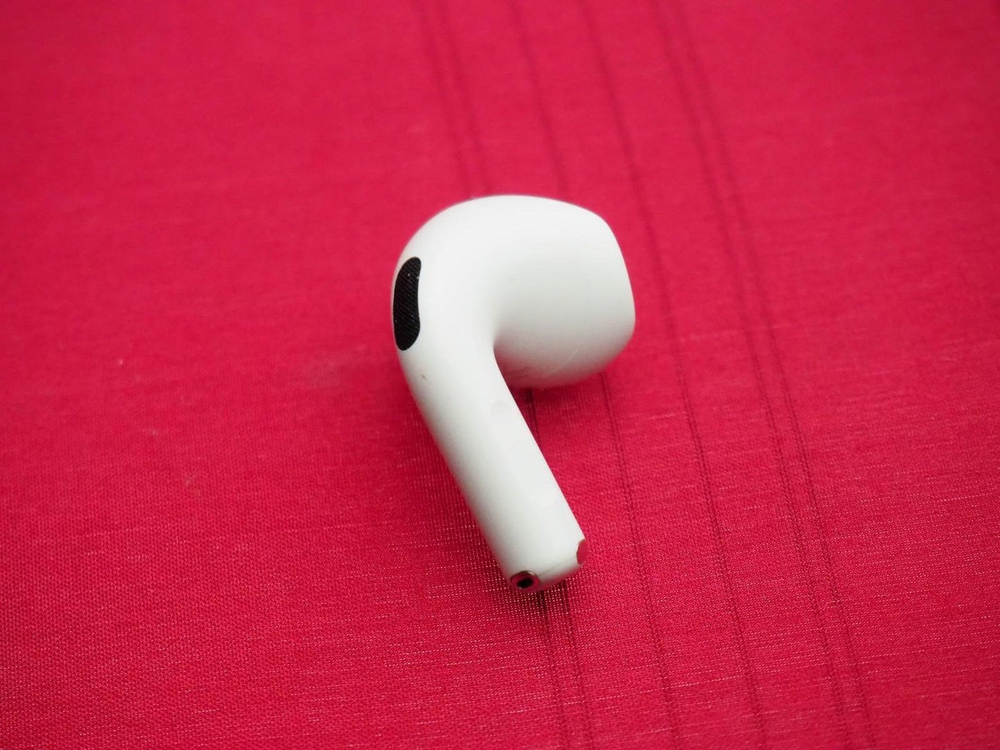 Genuine Apple Airpods 4 (A3050) Right Bud Only & Working