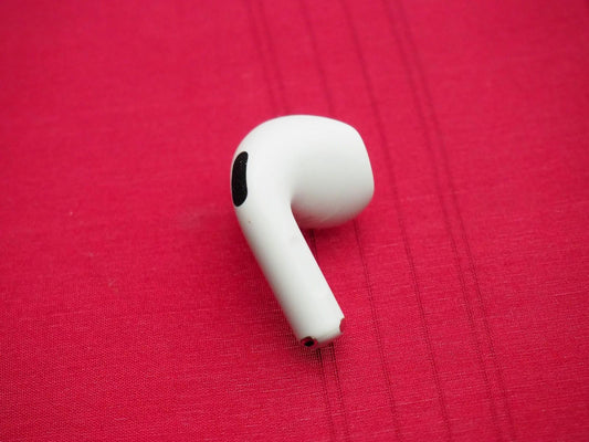 Genuine Apple Airpods 4 (A3050) Right Bud Only & Working