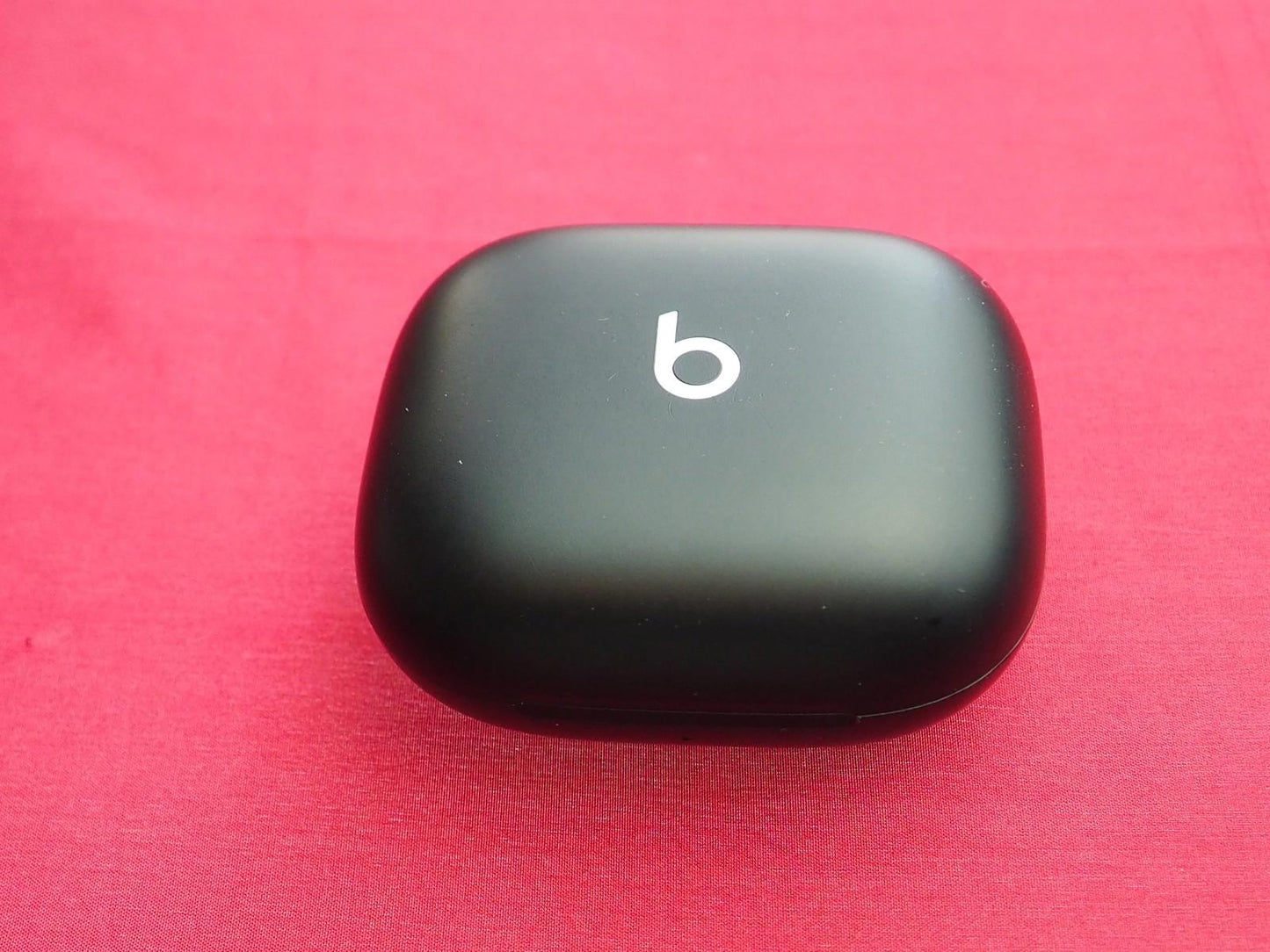 Powerbeats Pro 2 Case Only & Not Working