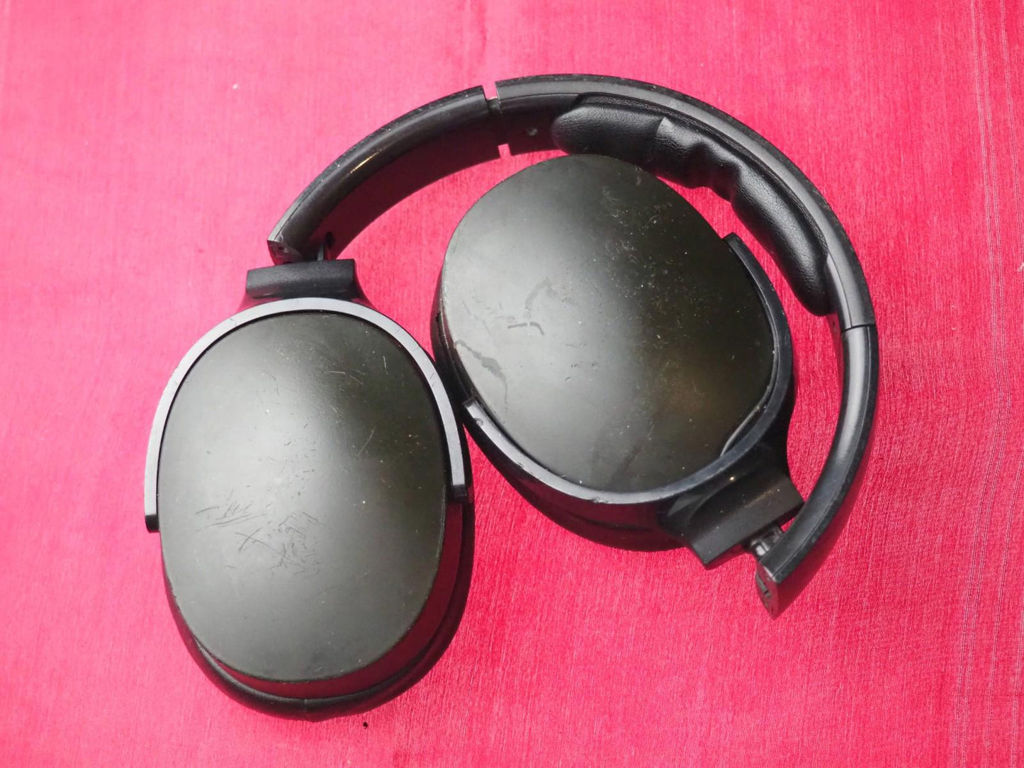 Skullcandy Bluetooth headphones
