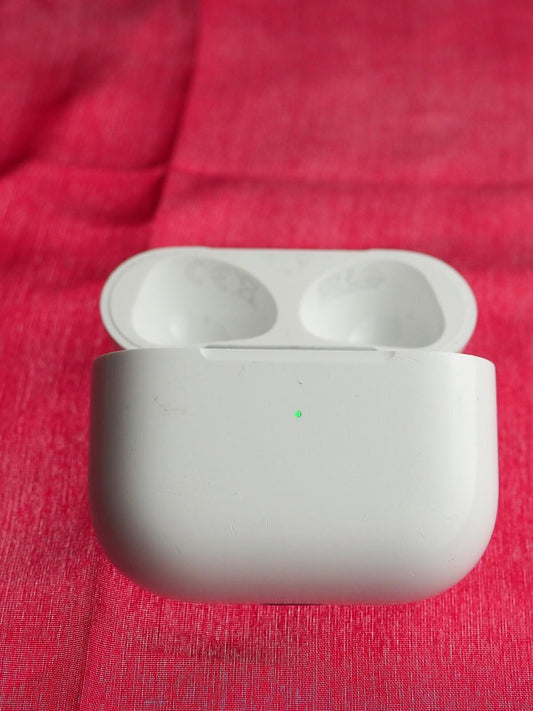 Genuine Apple AirPods 3 Lightening Case Only & Working  (A2897)