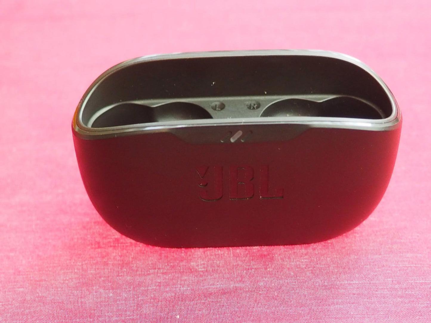 JBL Wave Buds 2 Case  Only & Working