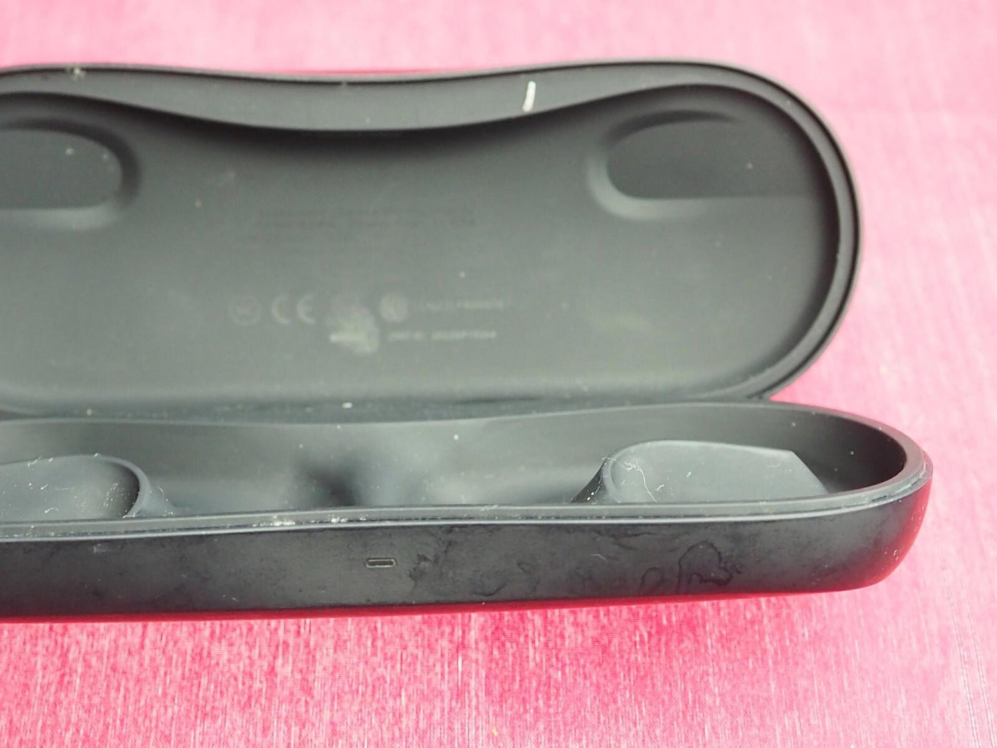 Oladance Wearable Stereo B2 Case Only & Working