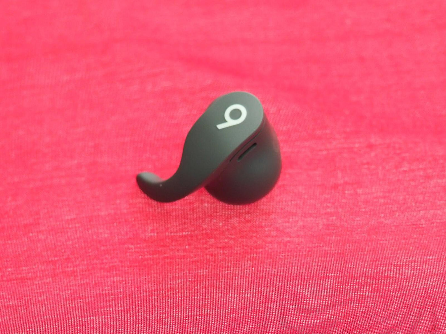 Beats Fit Pro Grey Right Earbud Only & Working